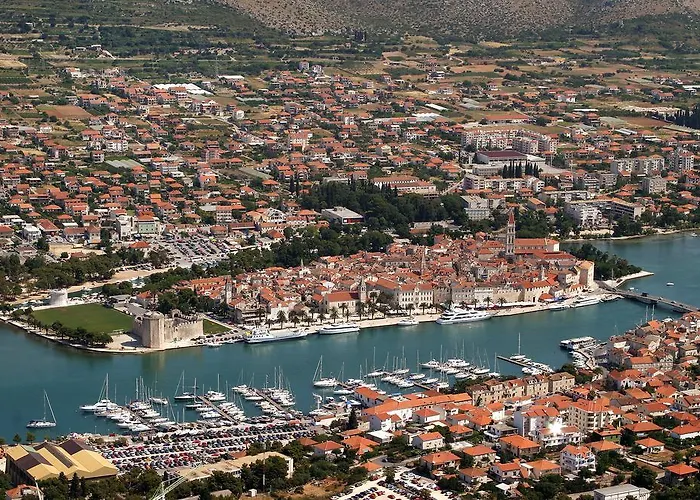 Eva * Trogir